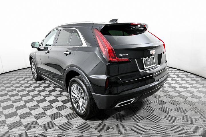 new 2025 Cadillac XT4 car, priced at $44,015