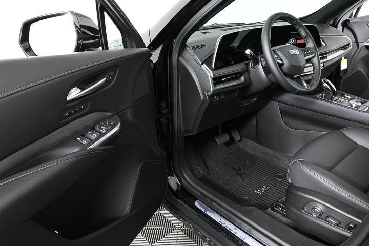 new 2025 Cadillac XT4 car, priced at $44,015