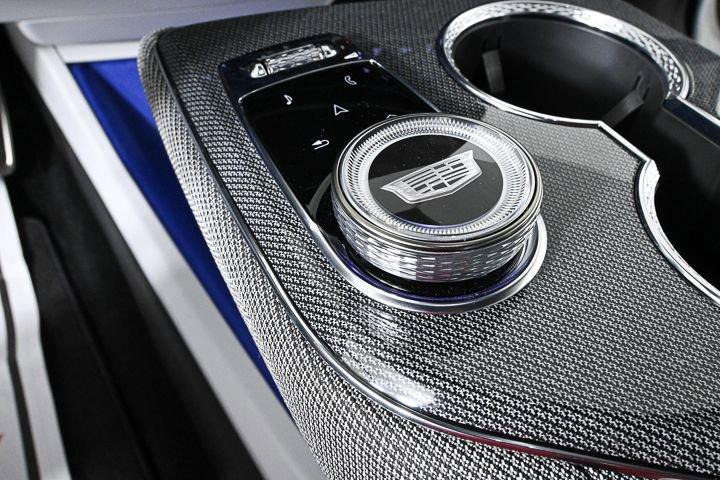 new 2025 Cadillac OPTIQ car, priced at $59,615