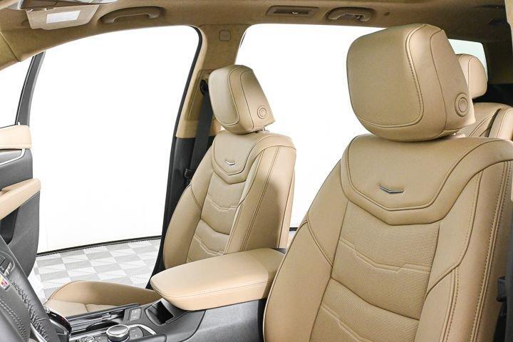 new 2025 Cadillac XT6 car, priced at $77,160