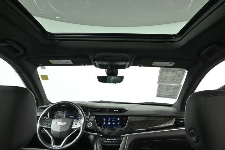 used 2022 Cadillac XT6 car, priced at $36,488