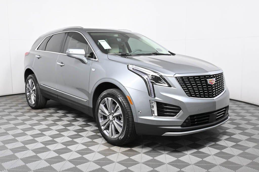 new 2024 Cadillac XT5 car, priced at $54,165