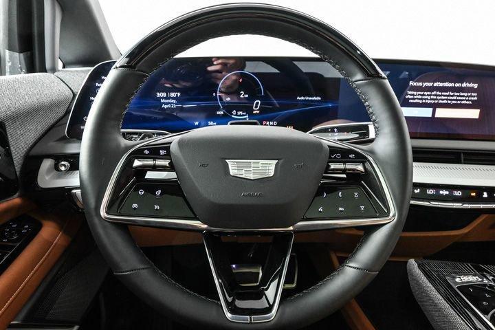 new 2025 Cadillac OPTIQ car, priced at $62,020