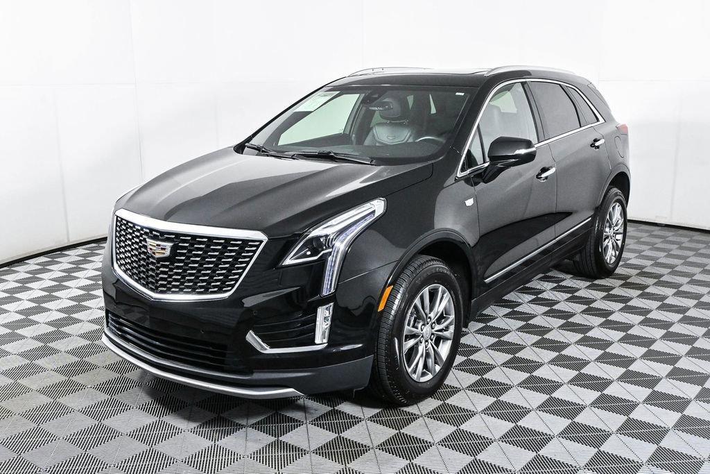 used 2022 Cadillac XT5 car, priced at $28,000