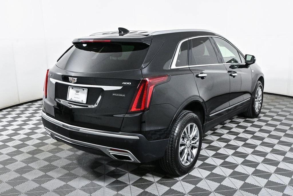 used 2022 Cadillac XT5 car, priced at $28,000