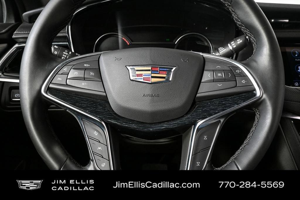 used 2025 Cadillac XT5 car, priced at $43,530