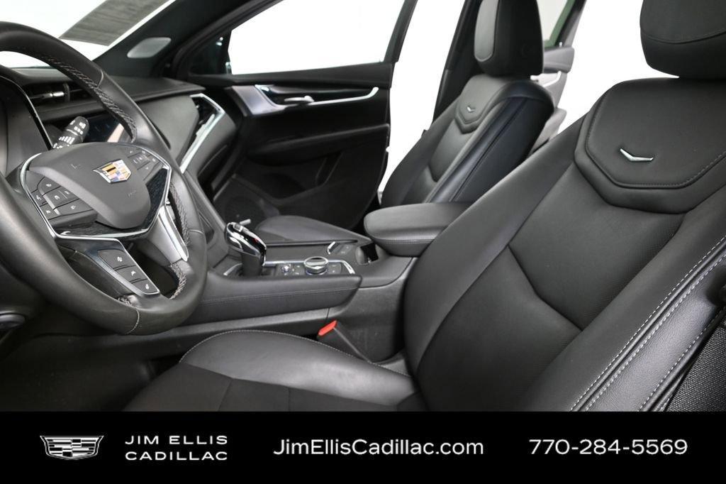 used 2025 Cadillac XT5 car, priced at $43,530