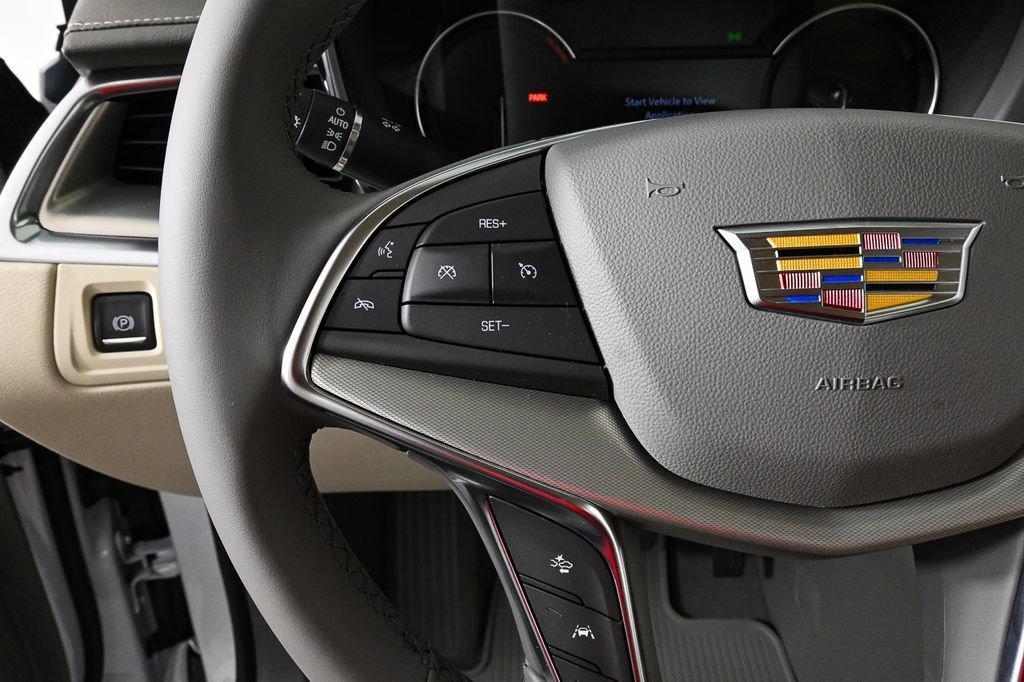 new 2025 Cadillac XT5 car, priced at $52,850