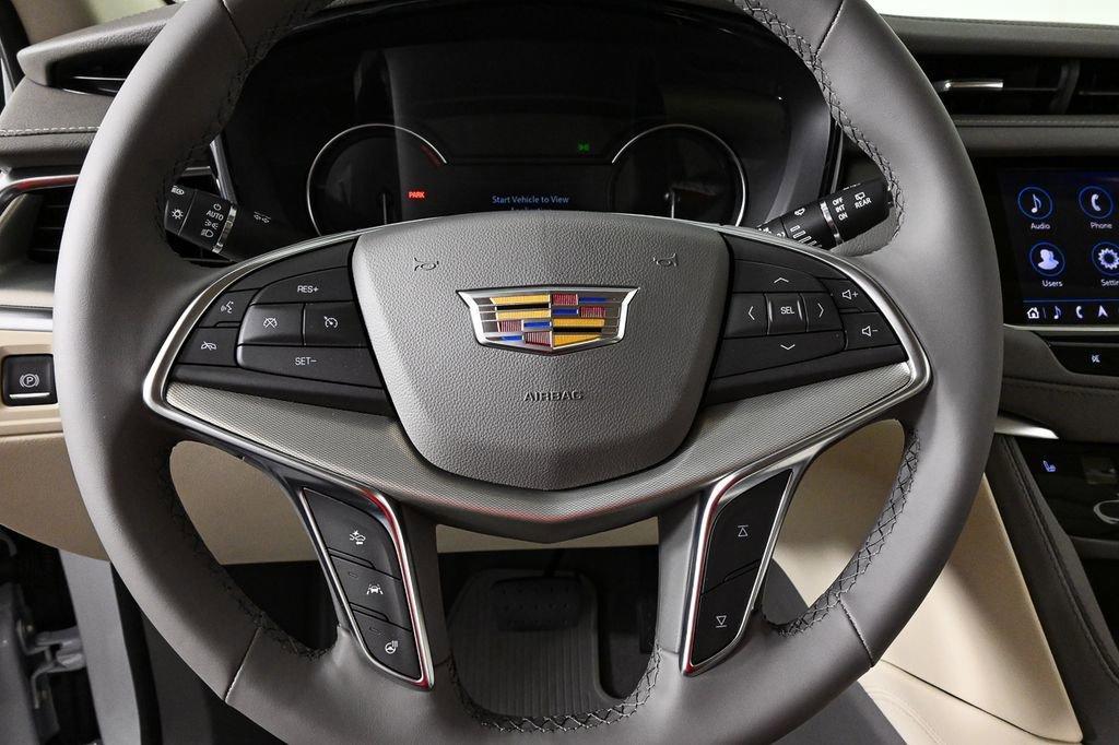 new 2025 Cadillac XT5 car, priced at $52,850