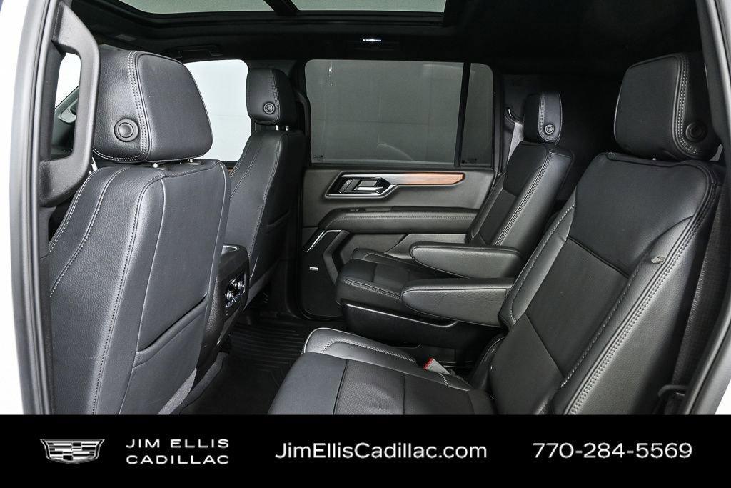 used 2025 GMC Yukon XL car, priced at $77,609