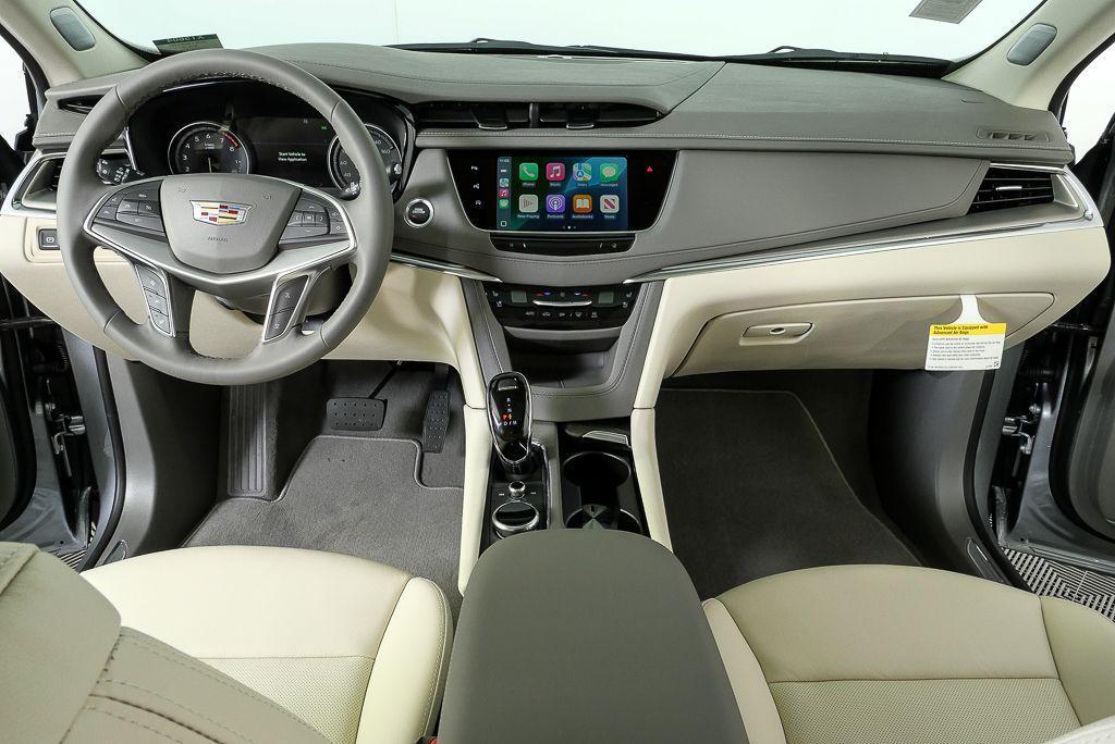 new 2026 Cadillac XT5 car, priced at $59,470