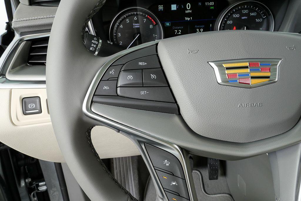 new 2026 Cadillac XT5 car, priced at $59,470