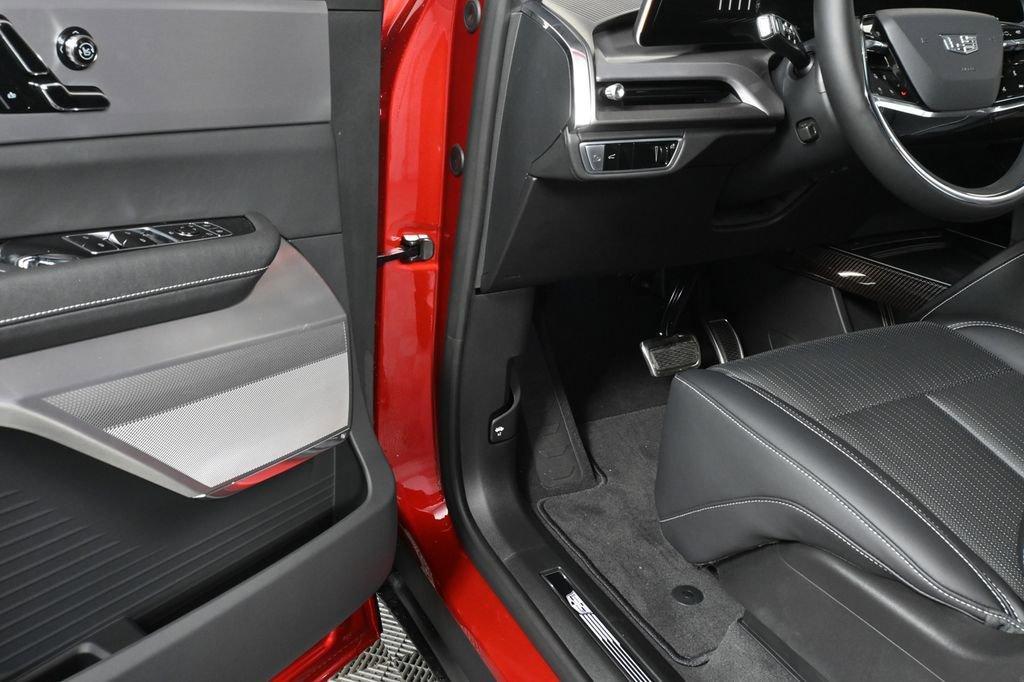 new 2026 Cadillac VISTIQ car, priced at $81,115