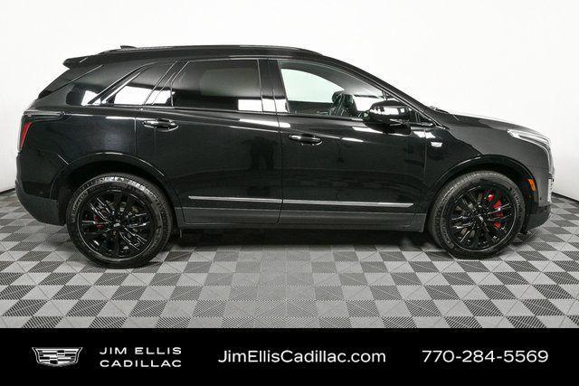 used 2022 Cadillac XT5 car, priced at $38,900
