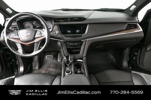 used 2022 Cadillac XT5 car, priced at $38,900