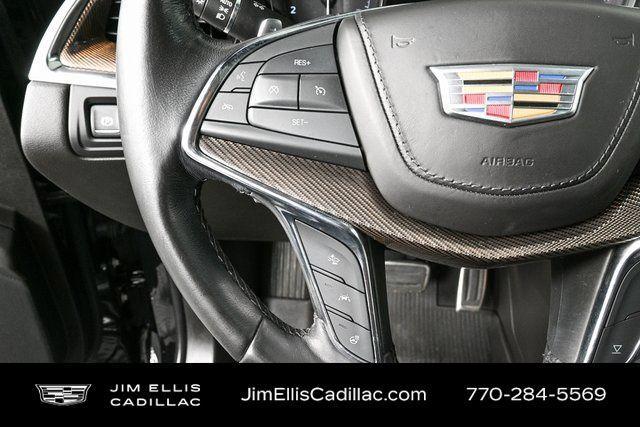 used 2022 Cadillac XT5 car, priced at $38,900