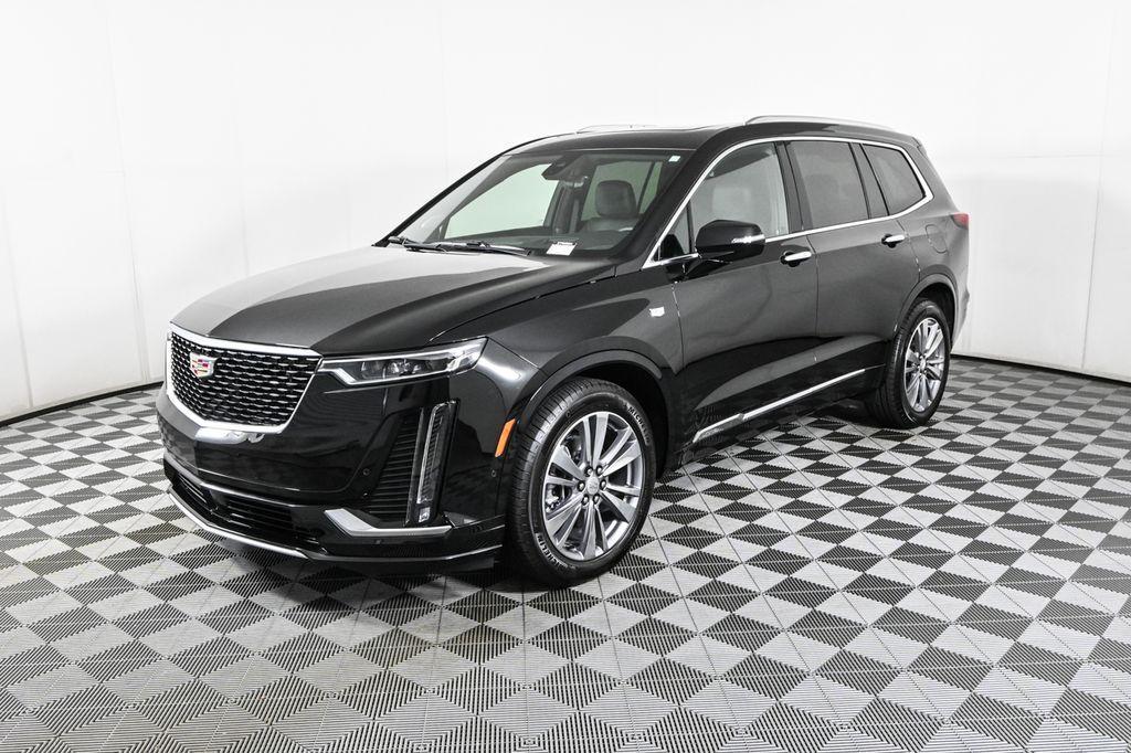 new 2025 Cadillac XT6 car, priced at $56,565