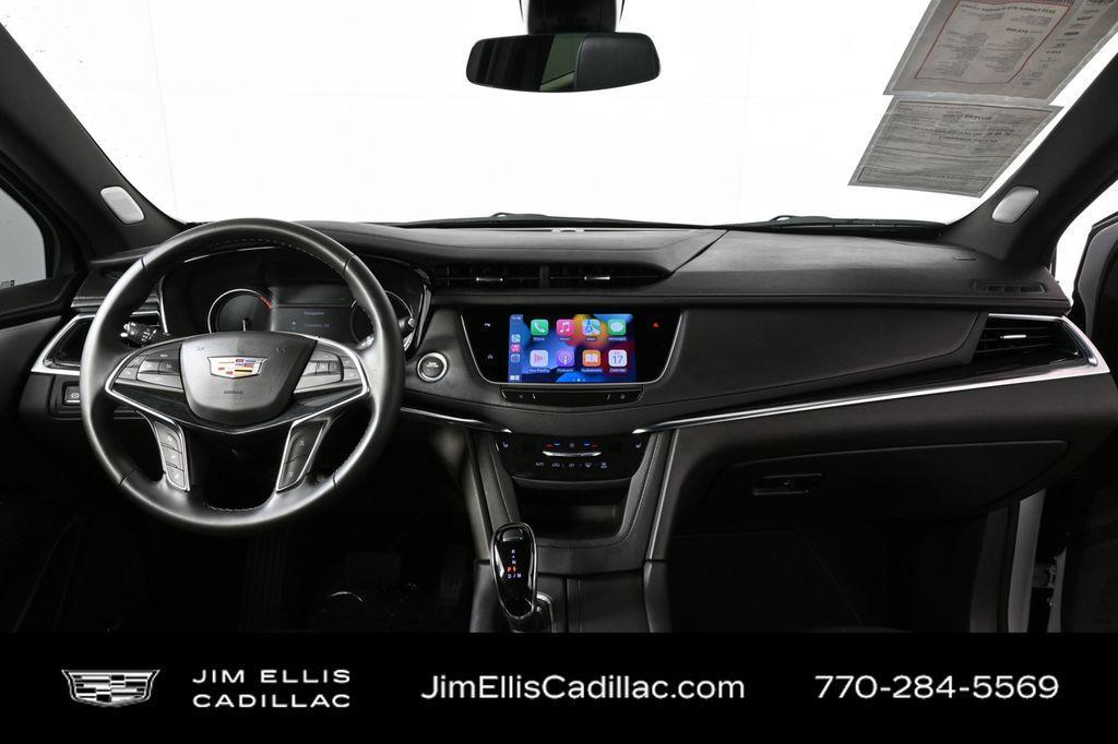 used 2025 Cadillac XT5 car, priced at $41,399