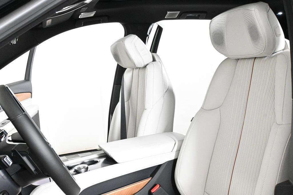 new 2026 Cadillac VISTIQ car, priced at $81,015