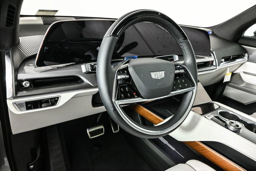 new 2026 Cadillac VISTIQ car, priced at $76,890