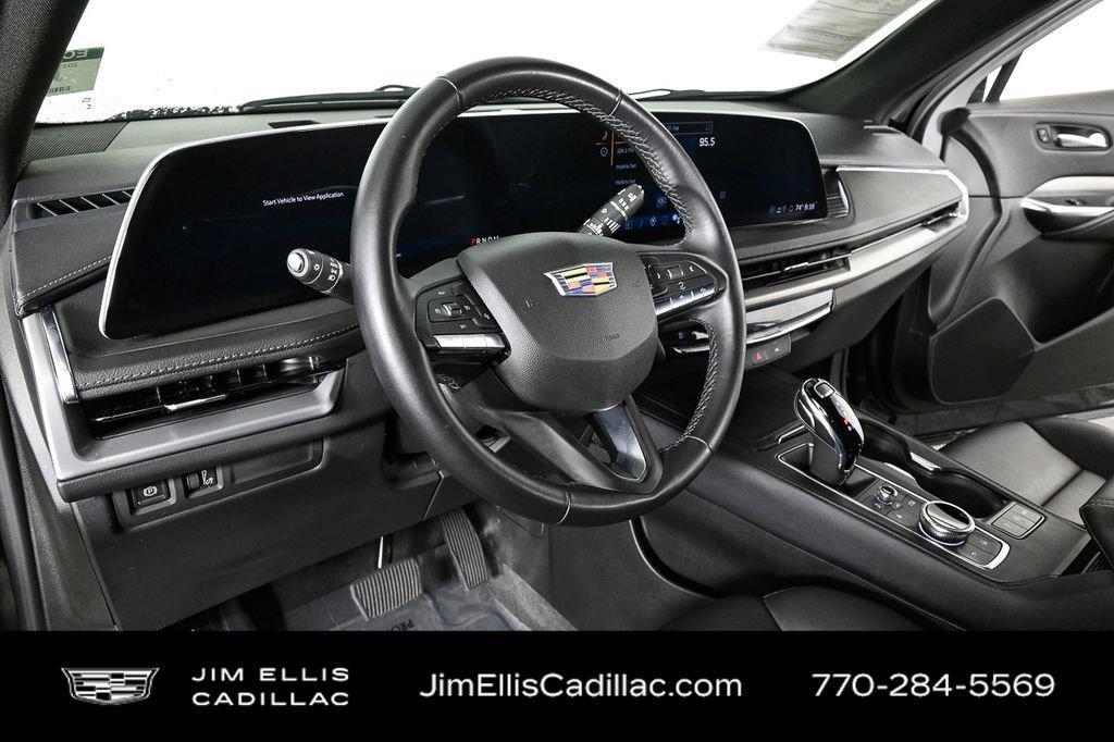 used 2025 Cadillac XT4 car, priced at $34,500
