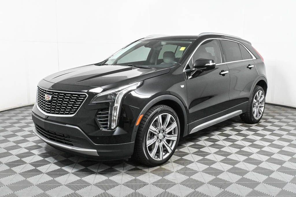 used 2022 Cadillac XT4 car, priced at $27,500