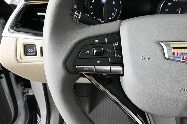 new 2025 Cadillac XT6 car, priced at $58,009