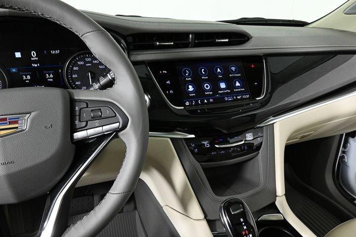 new 2025 Cadillac XT6 car, priced at $58,009