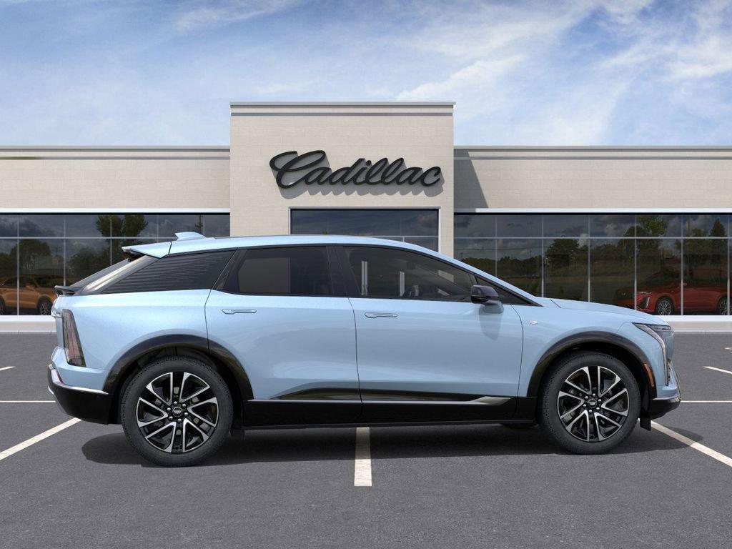 new 2025 Cadillac OPTIQ car, priced at $55,615
