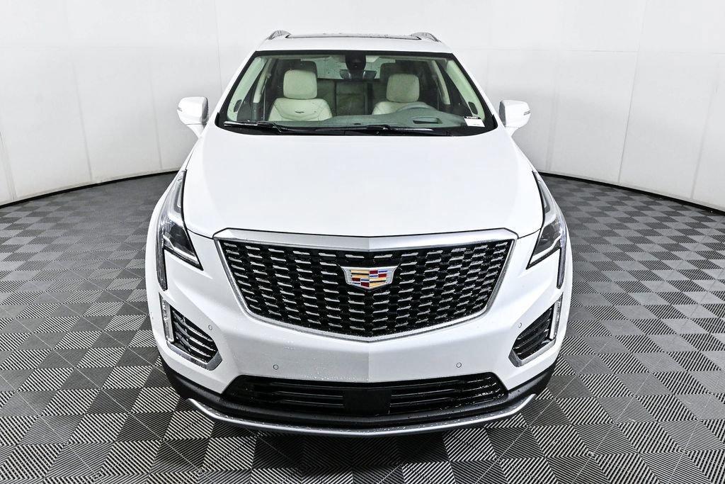 new 2024 Cadillac XT5 car, priced at $49,090