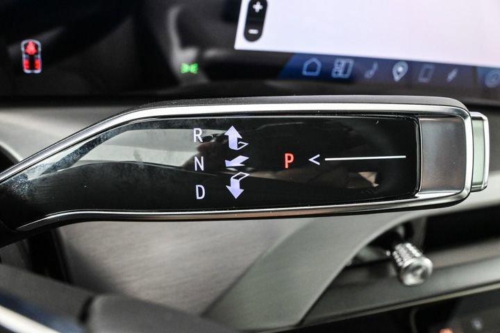new 2026 Cadillac VISTIQ car, priced at $79,890