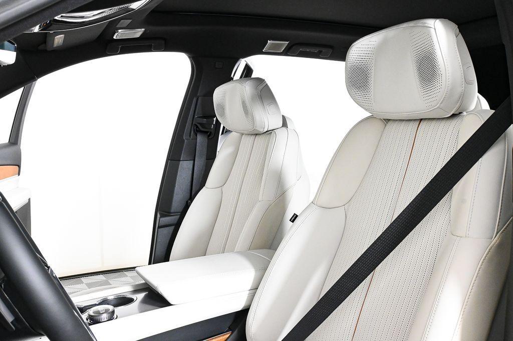 new 2026 Cadillac VISTIQ car, priced at $81,615