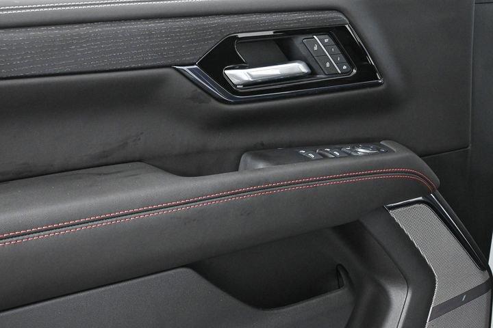used 2025 GMC Yukon XL car, priced at $94,988