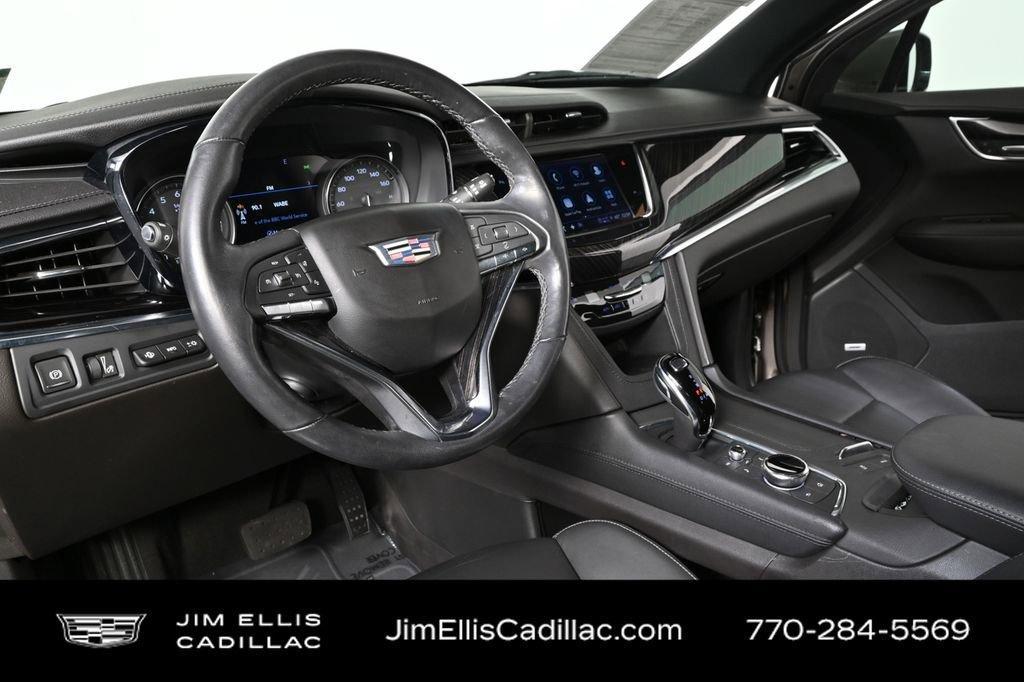 used 2022 Cadillac XT6 car, priced at $36,500