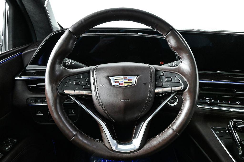 used 2022 Cadillac Escalade ESV car, priced at $80,988