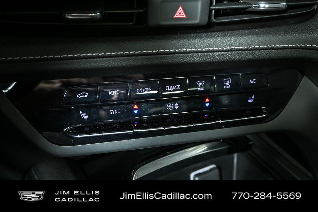 used 2023 Buick Envision car, priced at $28,500