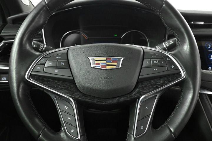 used 2021 Cadillac XT5 car, priced at $29,000