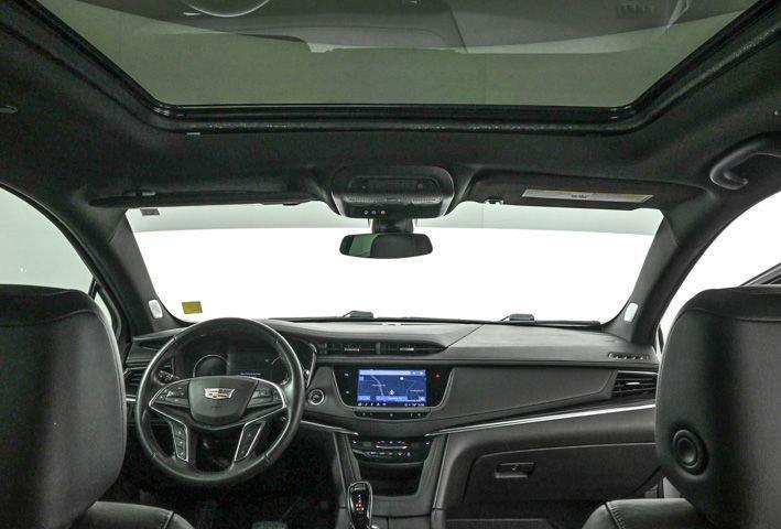 used 2021 Cadillac XT5 car, priced at $29,000
