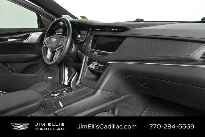 used 2021 Cadillac XT5 car, priced at $29,130