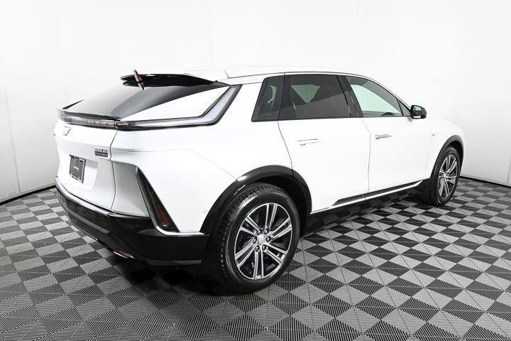 new 2025 Cadillac LYRIQ car