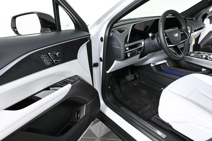 new 2025 Cadillac LYRIQ car, priced at $51,610