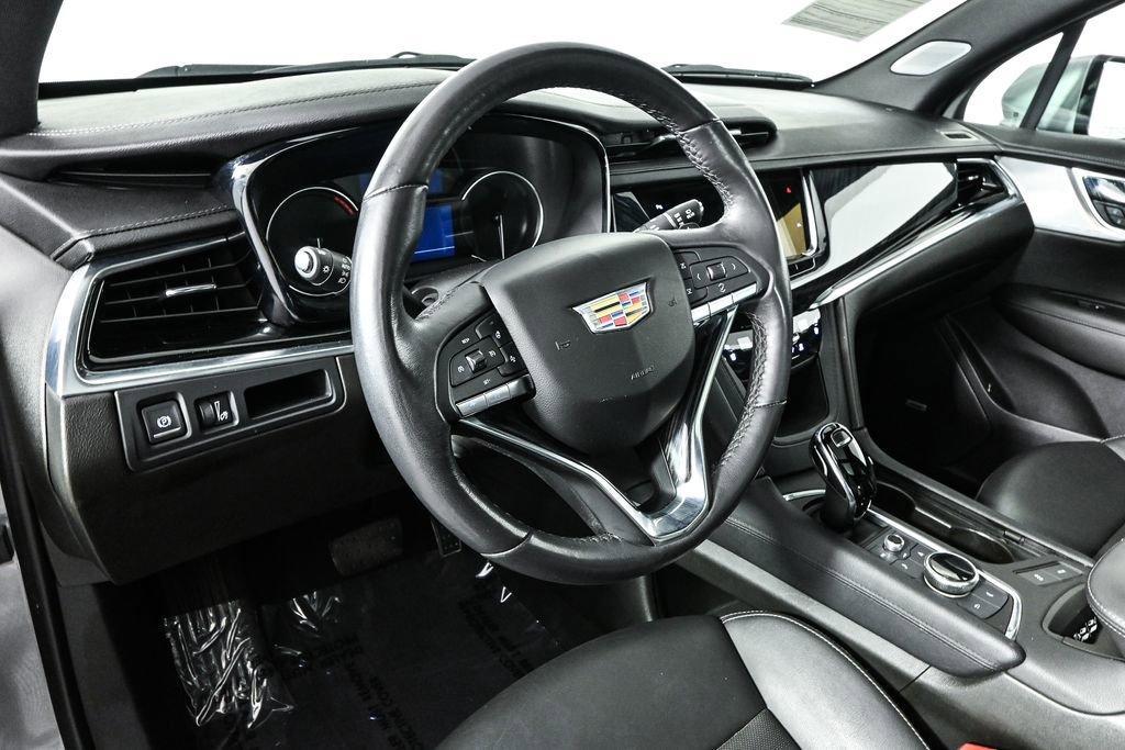 used 2023 Cadillac XT6 car, priced at $34,750