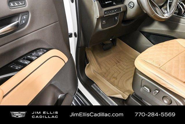 used 2022 Cadillac Escalade ESV car, priced at $53,800