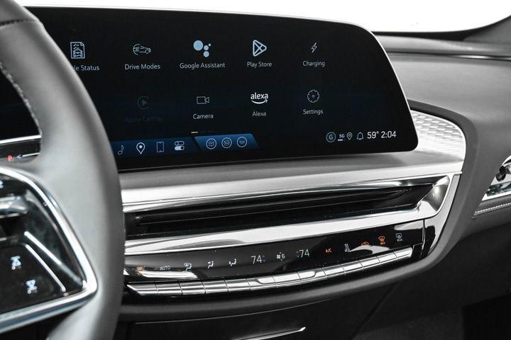 new 2025 Cadillac LYRIQ car