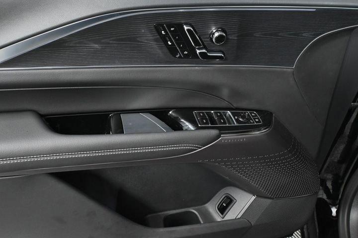 new 2025 Cadillac LYRIQ car