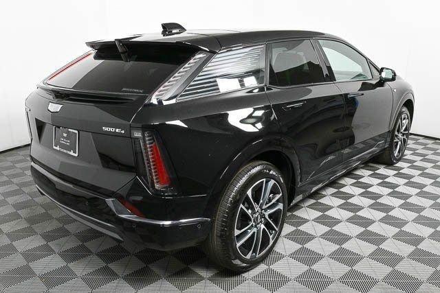 new 2025 Cadillac OPTIQ car, priced at $57,244