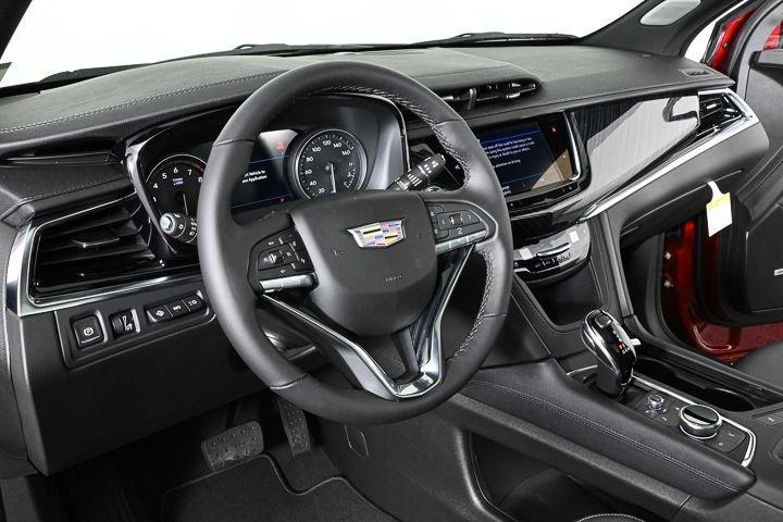 new 2025 Cadillac XT6 car, priced at $61,915
