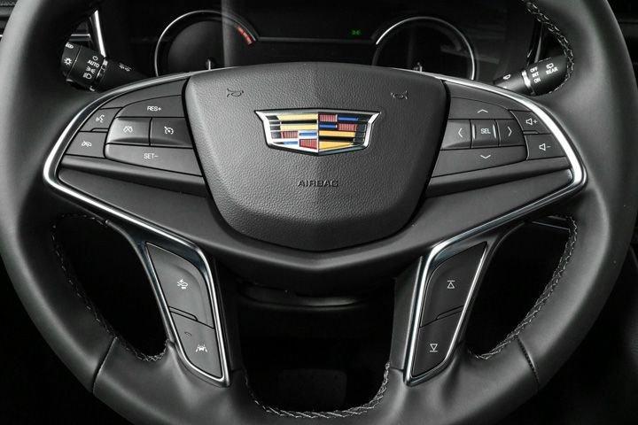 new 2025 Cadillac XT5 car, priced at $46,240