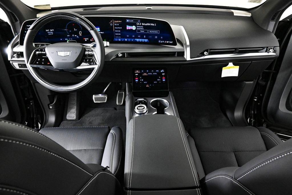 new 2026 Cadillac VISTIQ car, priced at $78,015