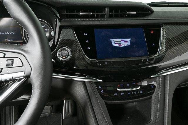 new 2025 Cadillac XT6 car, priced at $67,460